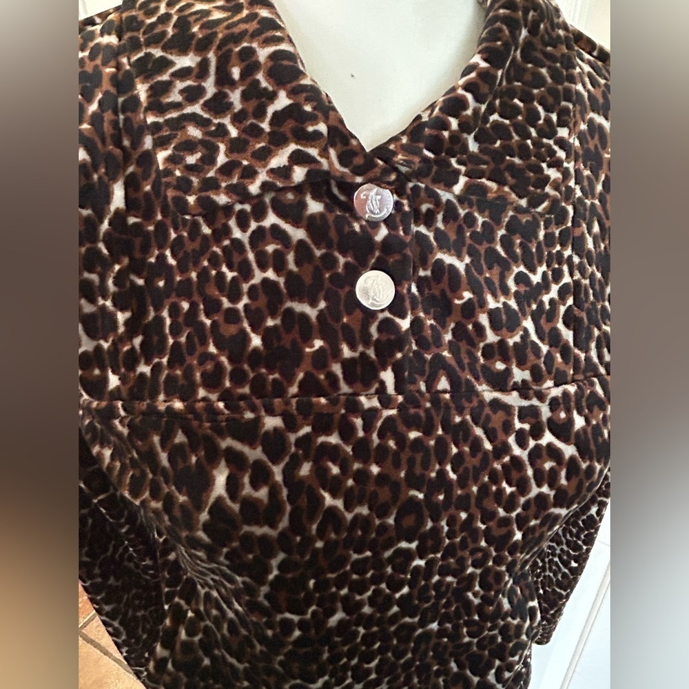 Juicy Couture Leopard Print Velour Pullover Sweatshirt Size Small - Picture 6 of 11